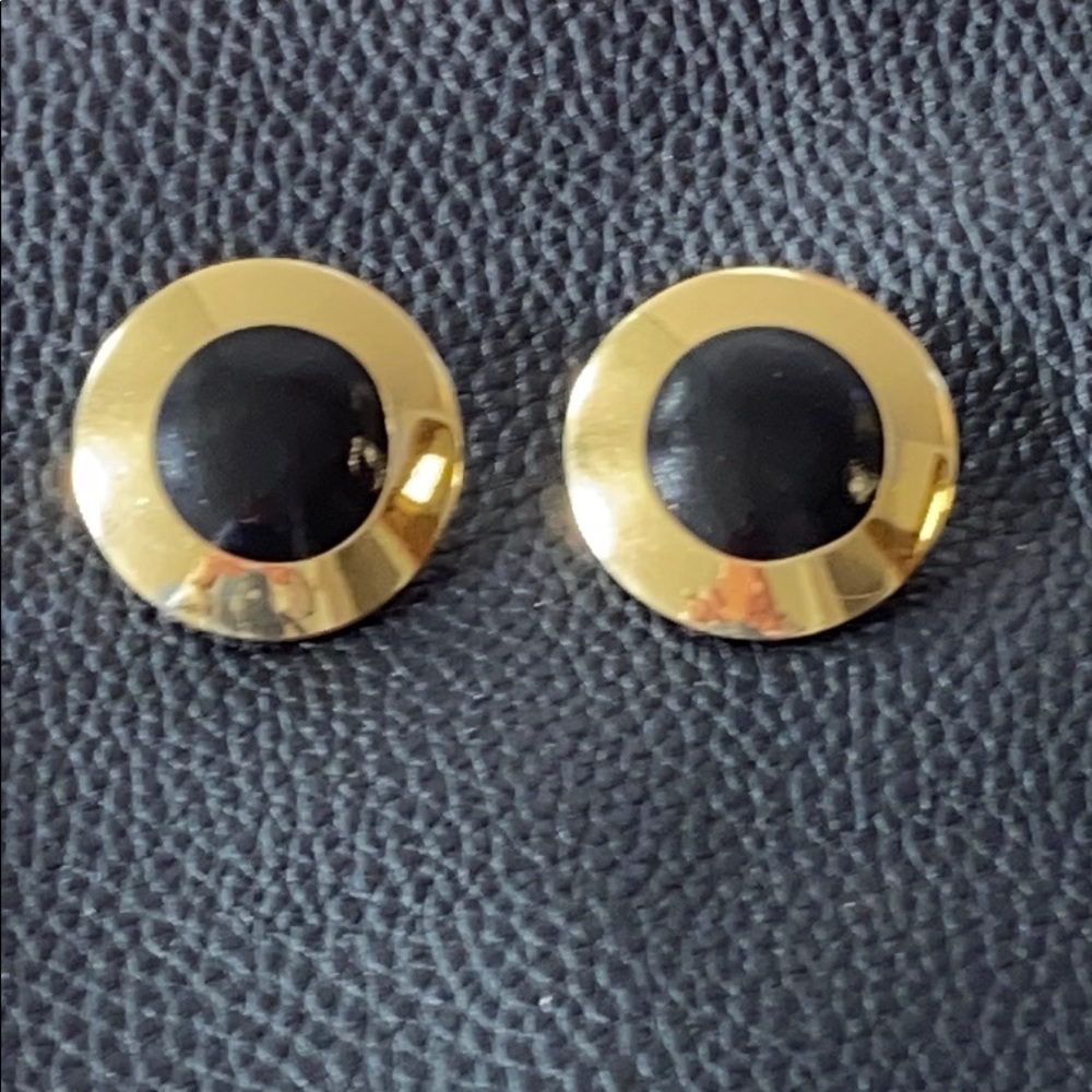 ⚡️3/$15 - Black and Gold Circle Earrings